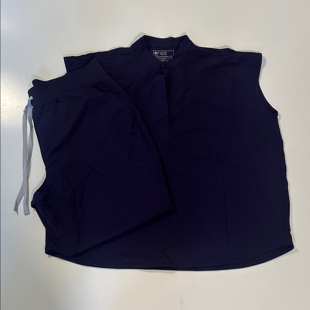Figs Purple Jam women’s XL/XXLP scrubs